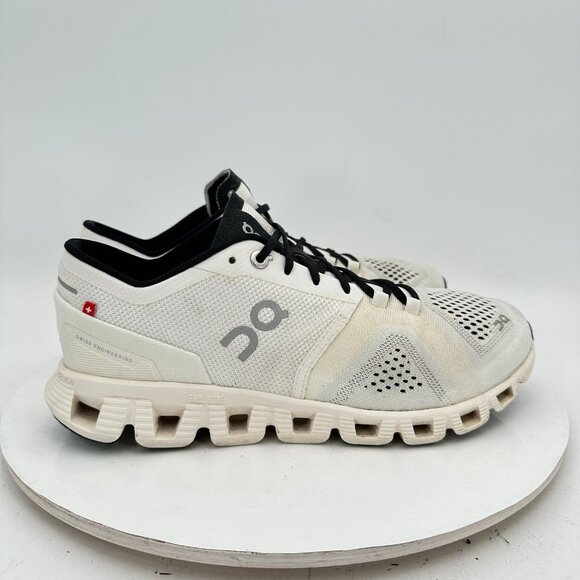 On Cloud X 3 Swiss Engineering Women Size 8 White Black Mesh Training Shoes - Picture 4 of 11